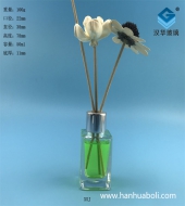 廠家直銷50ml長方形絲口香薰玻璃瓶